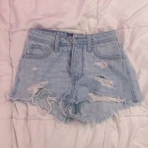 Hollister High-Rise Mom Short 3”